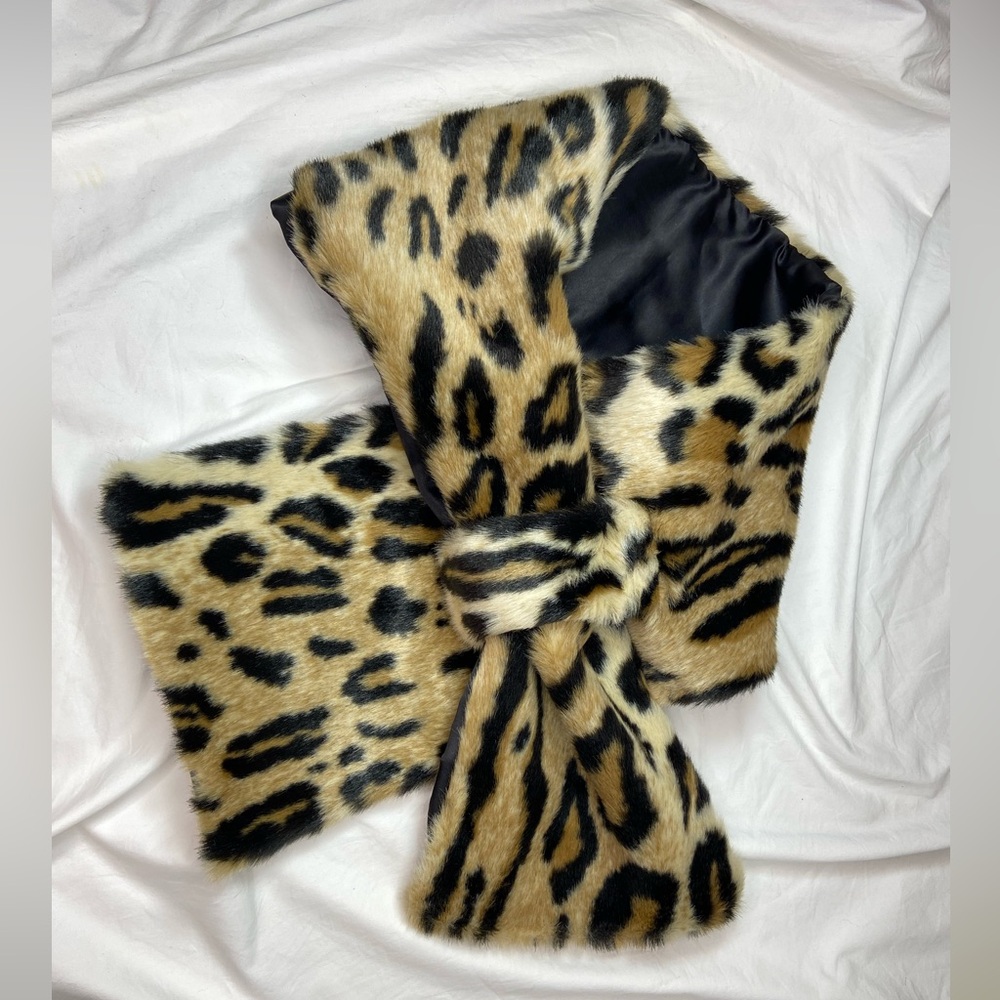 Apparis Faux Fur Leopard Print Scarf Tan & Black 46" x 8"